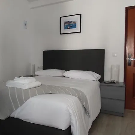 בית אירוח Bela House *